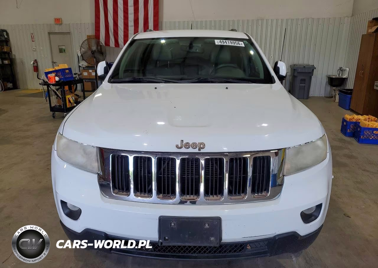 2013 Jeep Grand Cherokee Laredo VIN:1C4RJEAG6DC589184 - 5