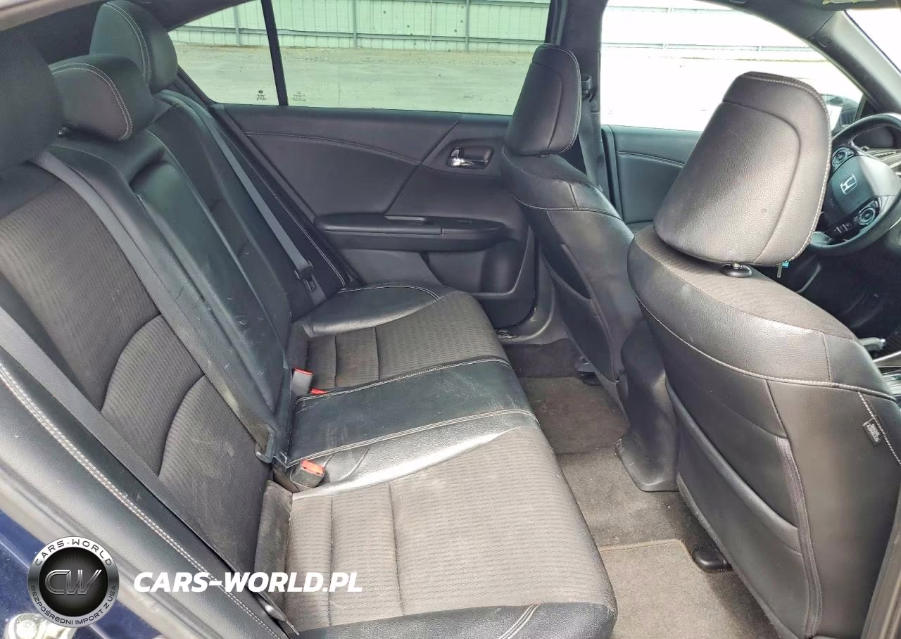 2017 Honda Accord Sport VIN:1HGCR2F66HA153385 - 10