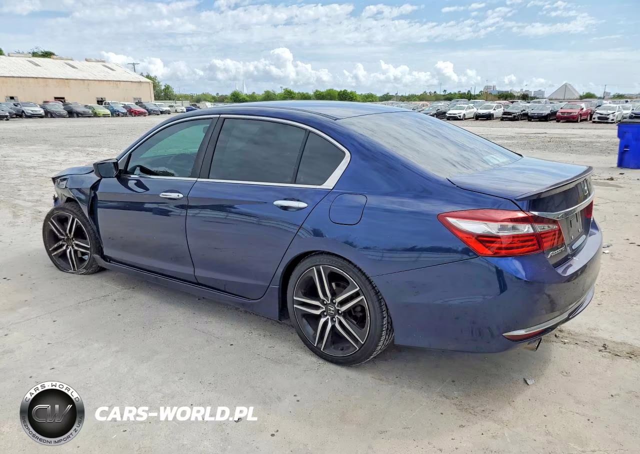 2017 Honda Accord Sport VIN:1HGCR2F66HA153385 - 2