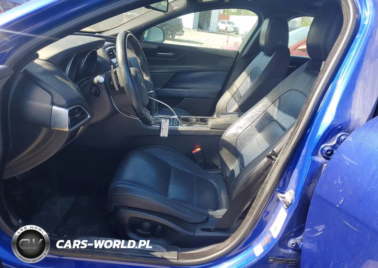 2017 Jaguar Xe R - Sport VIN:SAJAL4BV8HA968298 - 7