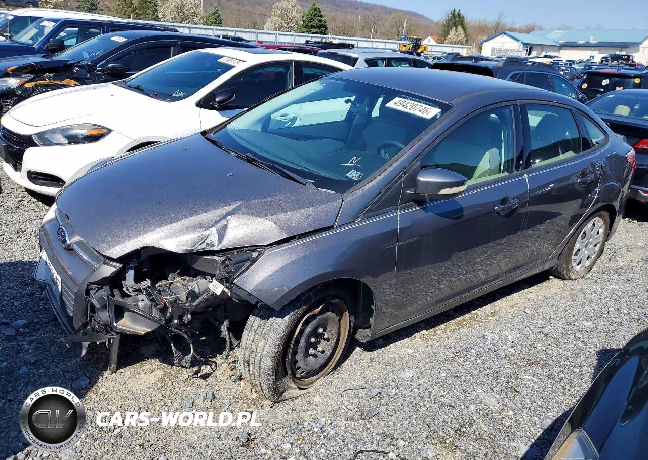 2012 Ford Focus Se VIN:1FAHP3F24CL461204 - 1