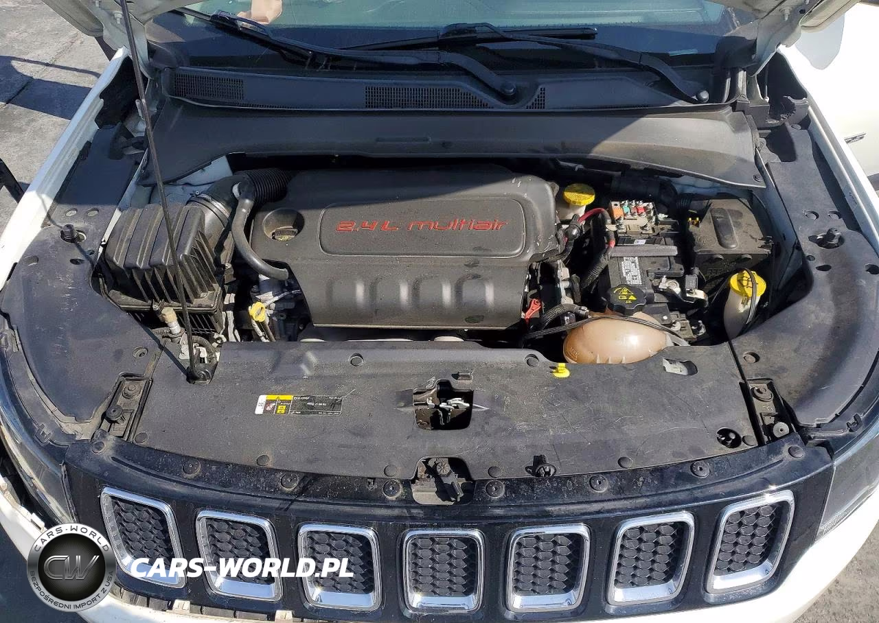 2018 Jeep Compass Sport VIN:3C4NJDAB8JT163140 - 11