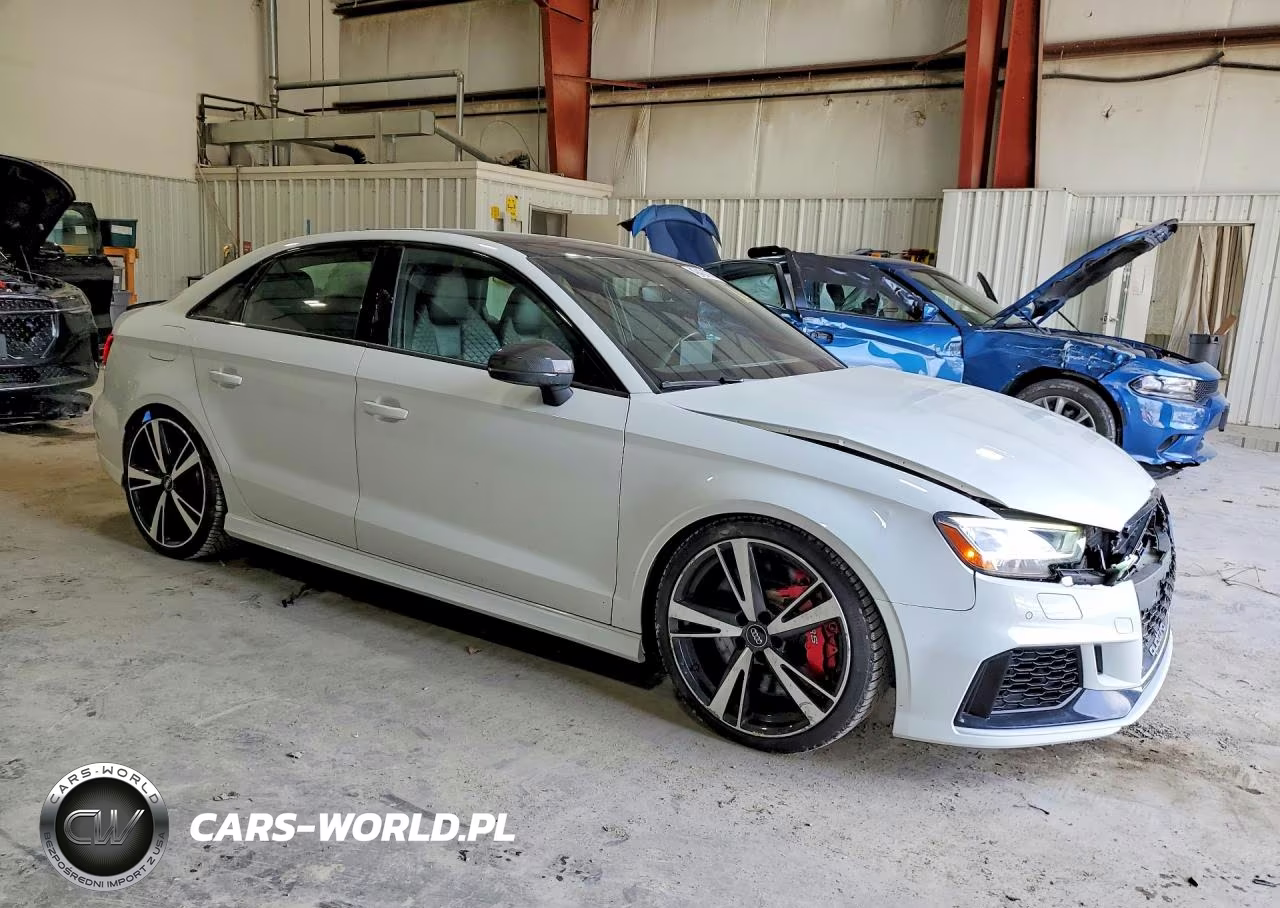2019 Audi Rs3 VIN:WUABWGFF1KA904970 - 4