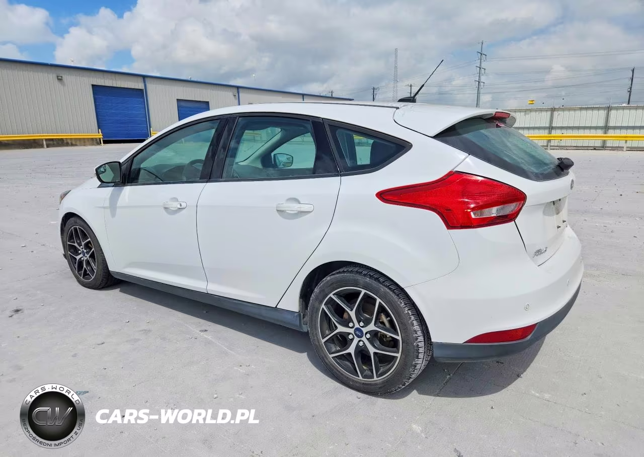 2018 Ford Focus Sel VIN:1FADP3M26JL241061 - 2