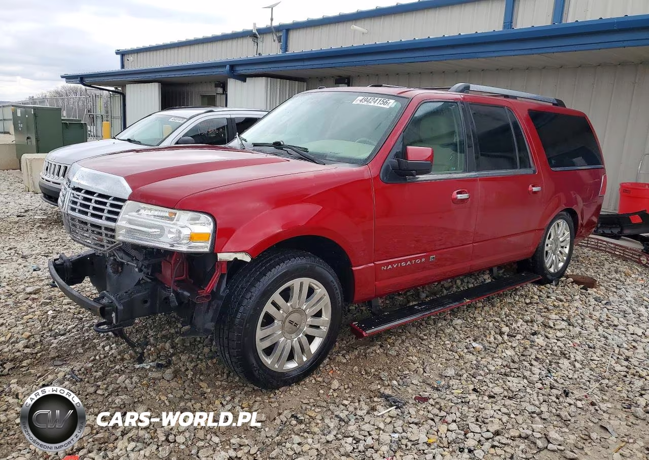 2013 Lincoln Navigator L