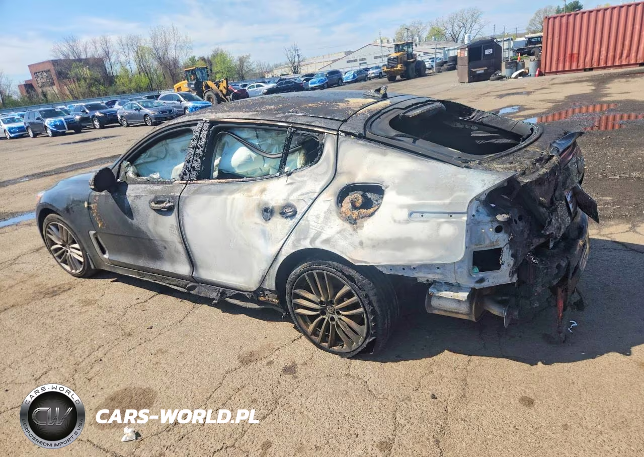 2018 Kia Stinger Base VIN:KNAE15LA7J6024781 - 2