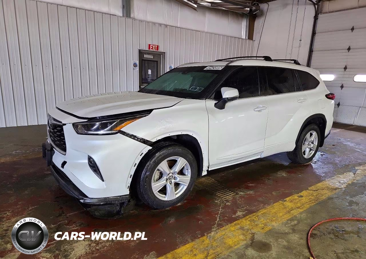 2022 Toyota Highlander Platinum – zdjęcie 1 z 13