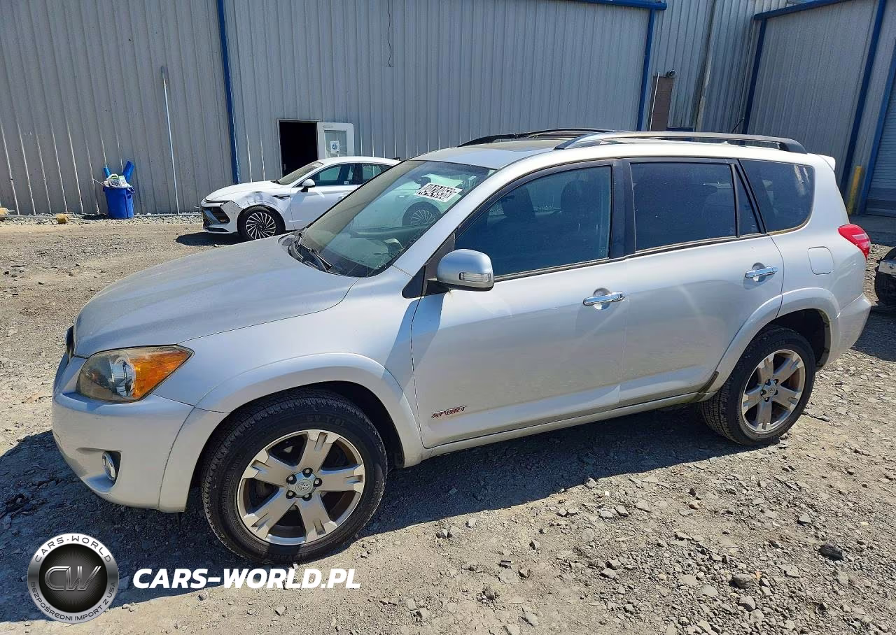 2011 Toyota Rav4 Sport – zdjęcie 1 z 13