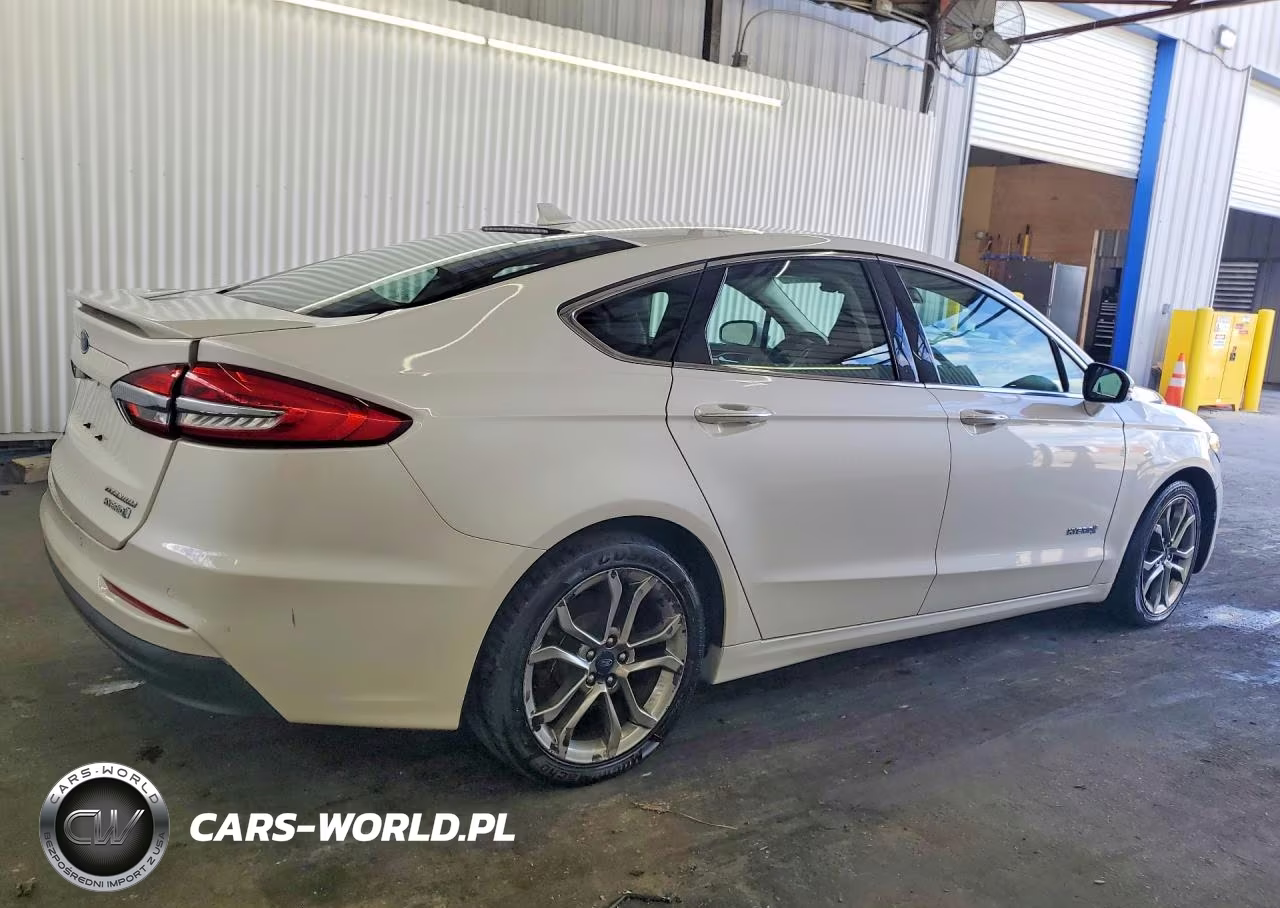 2019 Ford Fusion Titanium VIN:3FA6P0RU1KR243871 - 3