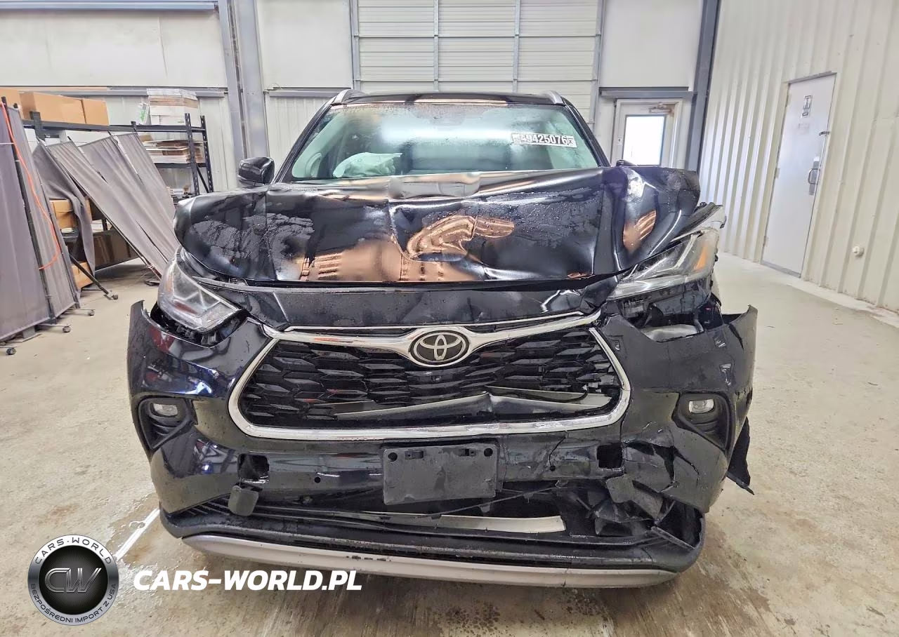 2022 Toyota Highlander Platinum VIN:5TDFZRBH1NS179760 - 5