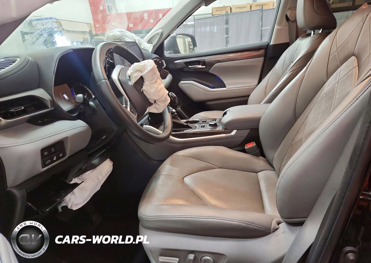 2022 Toyota Highlander Platinum VIN:5TDFZRBH1NS179760 - 7