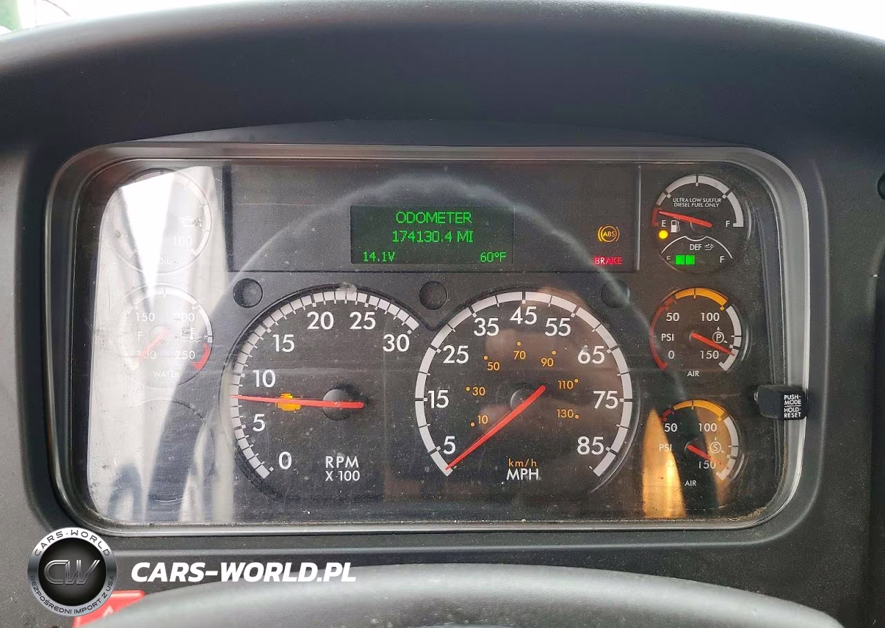 2020 Freightliner Business Class M2 Refrigerated Box Truck VIN:3ALACXFB1LDMD2556 - 8