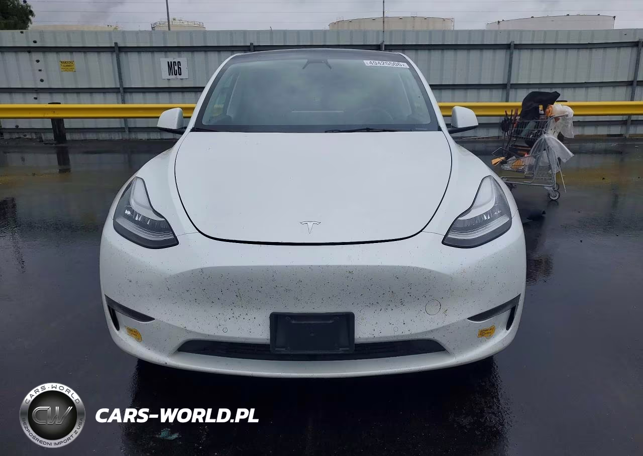 2022 Tesla Model Y VIN:7SAYGAEE2NF348211 - 5