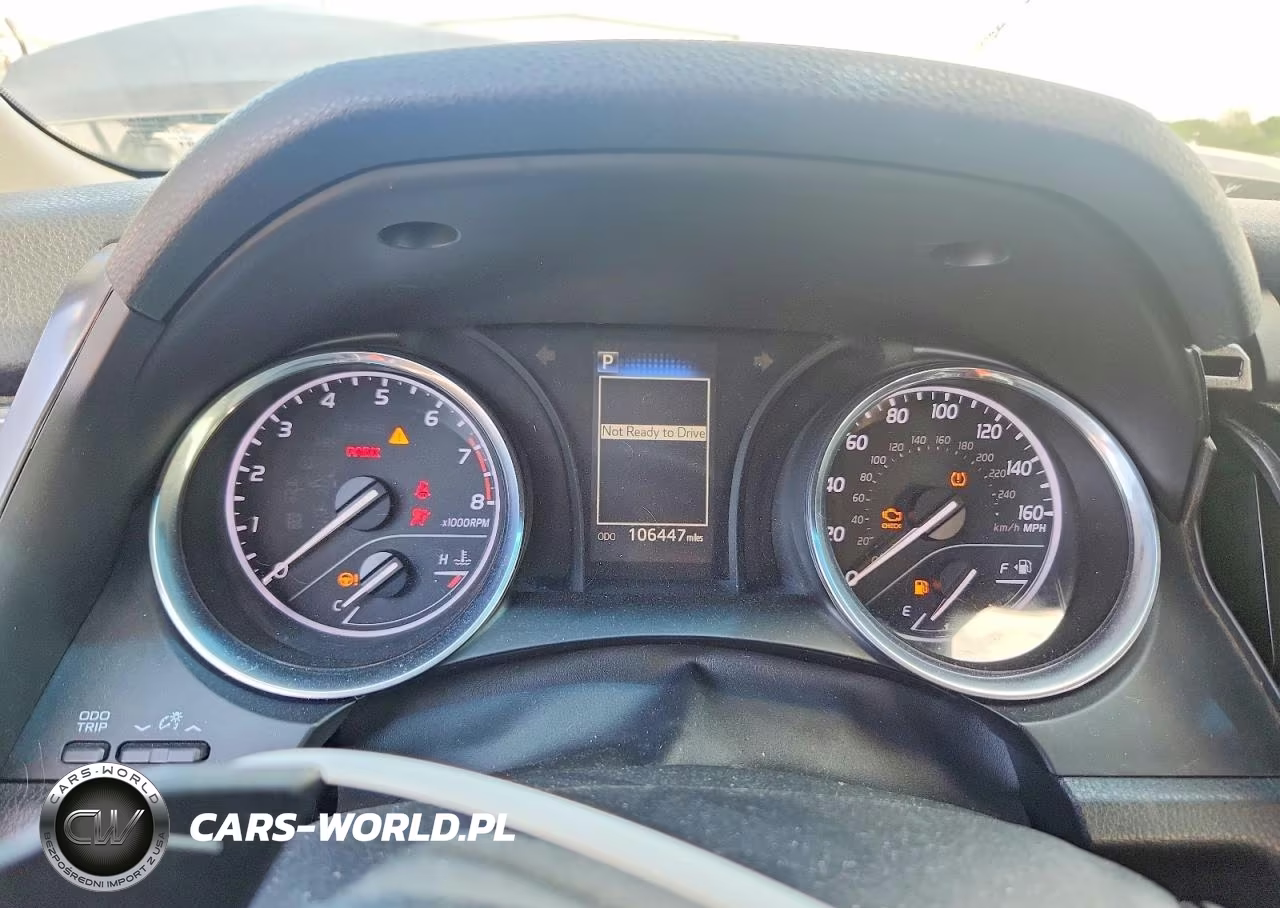 2018 Toyota Camry Se VIN:4T1B11HK7JU636499 - 9