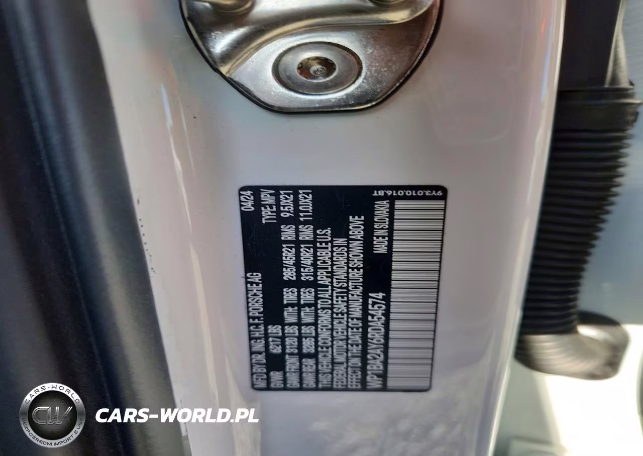2024 Porsche Cayenne Coupe VIN:WP1BA2AY6RDA54574 - 13