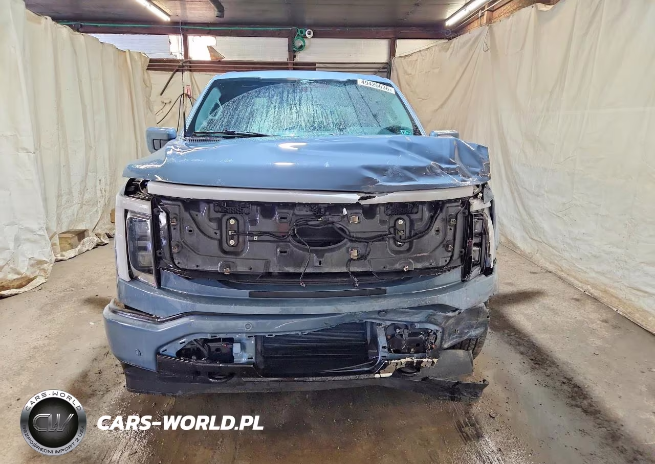 2023 Ford F150 Lightning Pro VIN:1FT6W1EV7PWG02016 - 5