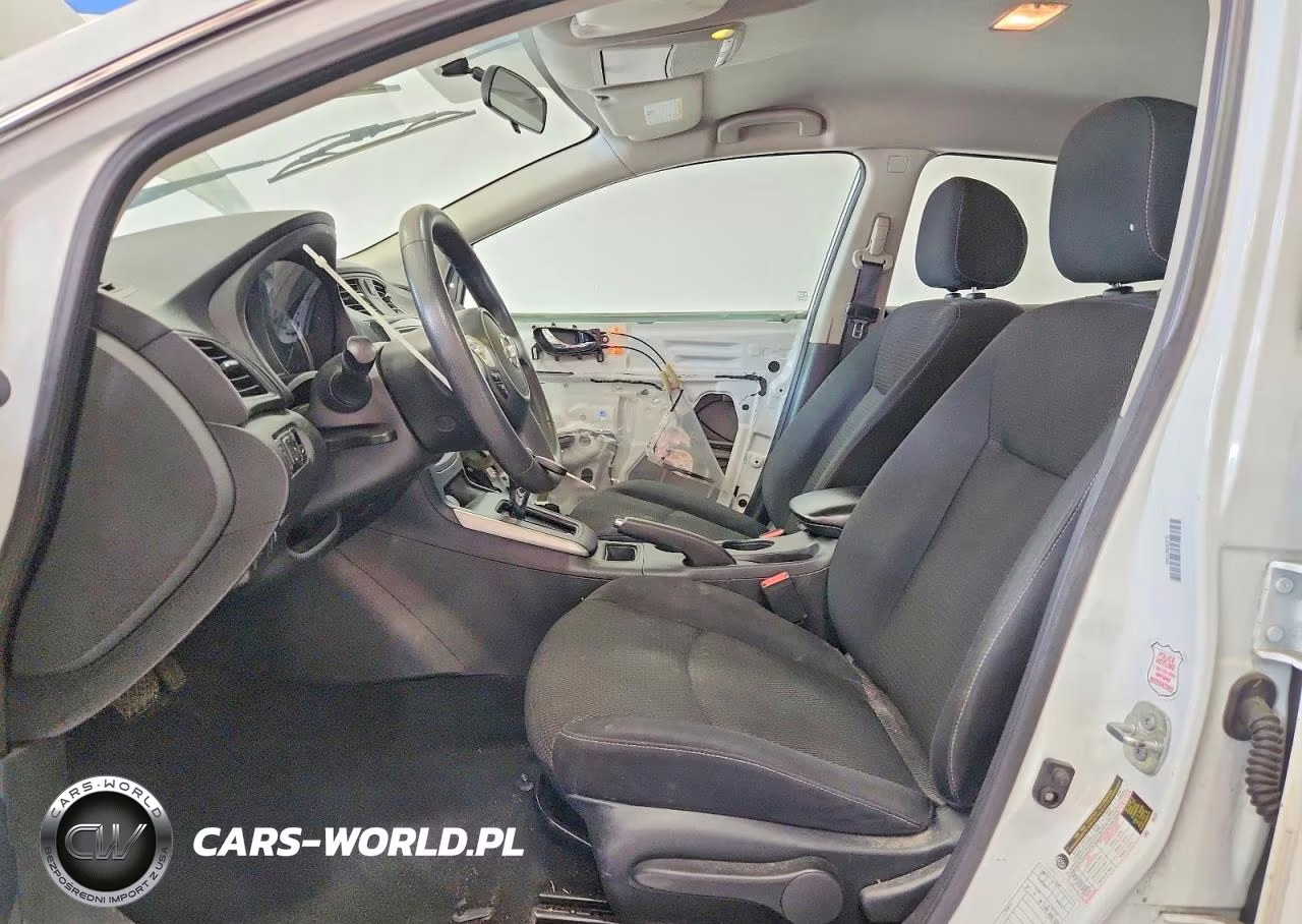 2019 Nissan Sentra S VIN:3N1AB7AP1KY224571 - 7