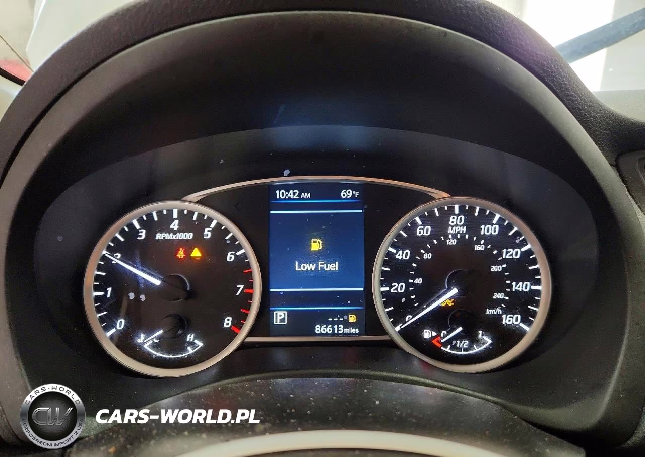2019 Nissan Sentra S VIN:3N1AB7AP1KY224571 - 9