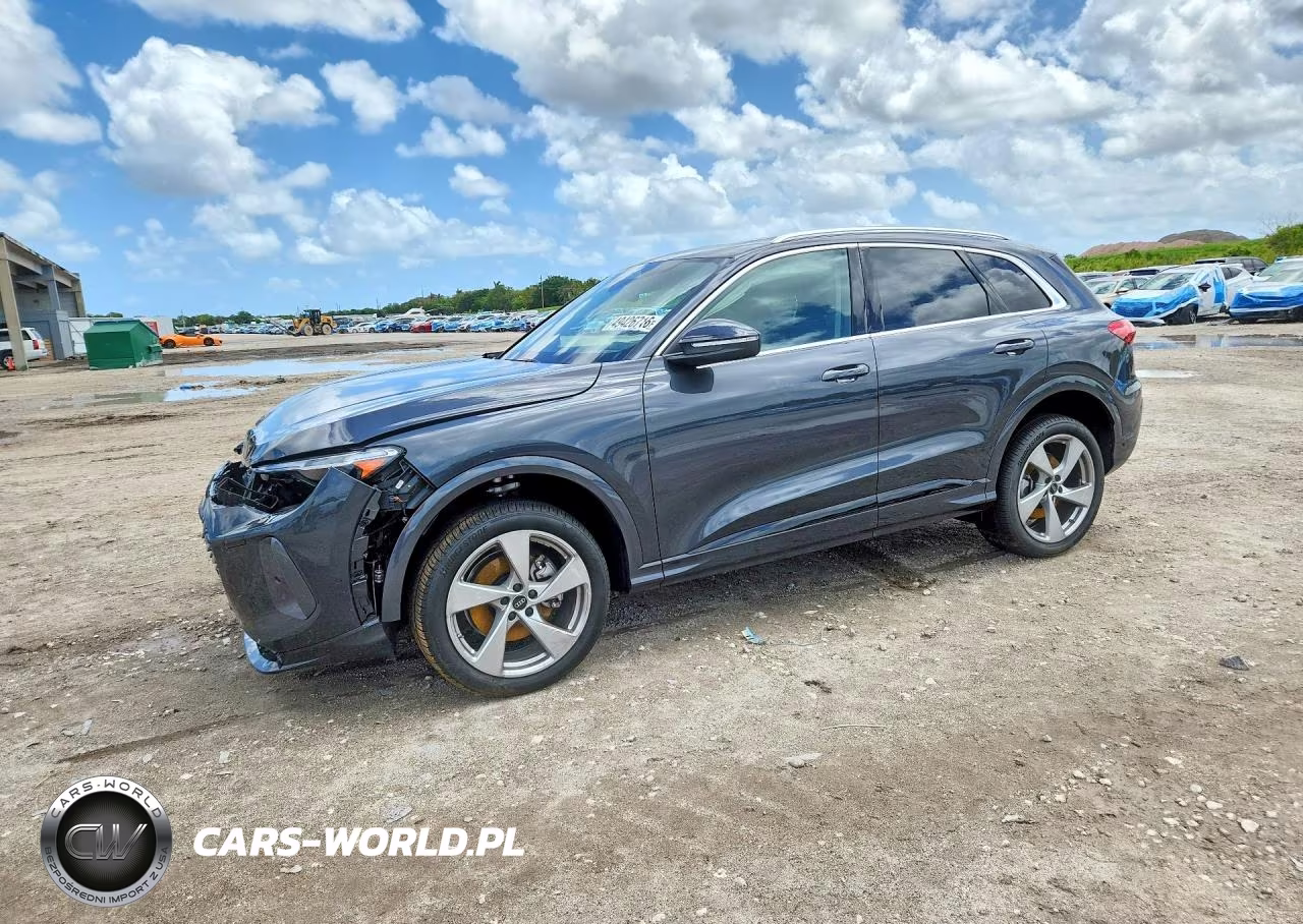 2025 Audi Q5 Premium Plus – zdjęcie 1 z 12