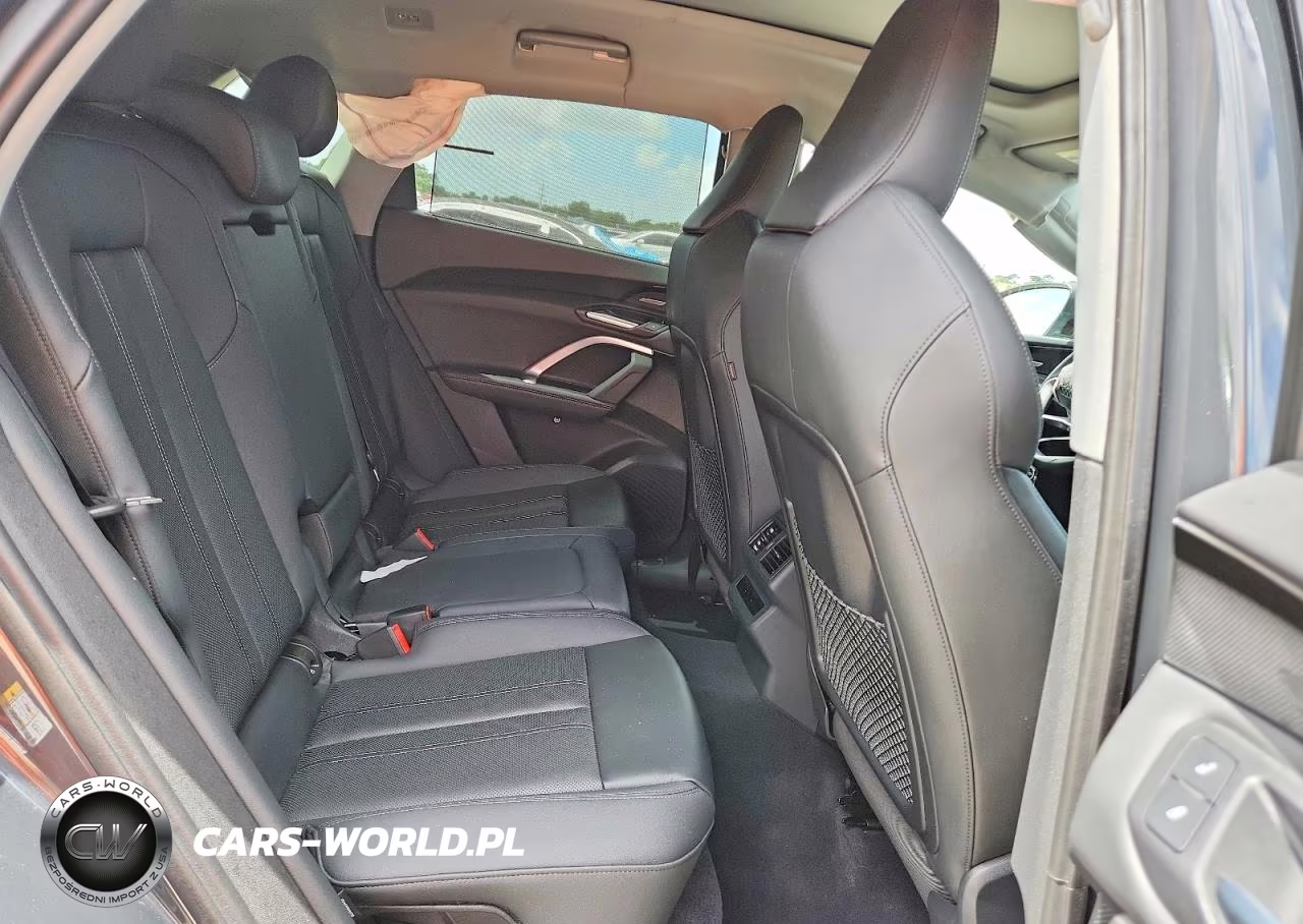 2025 Audi Q5 Premium Plus VIN:WA12AAGU4S2010648 - 10