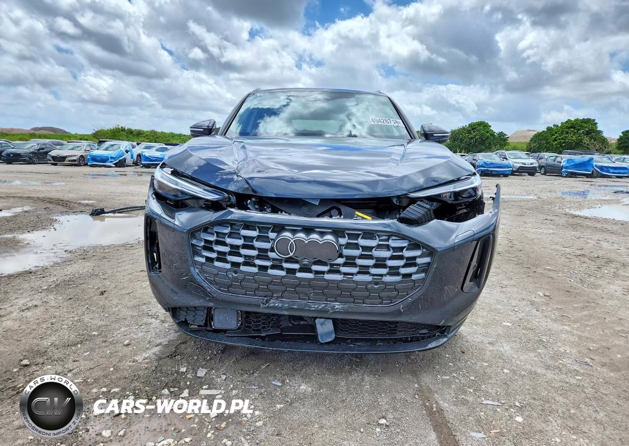 2025 Audi Q5 Premium Plus VIN:WA12AAGU4S2010648 - 5