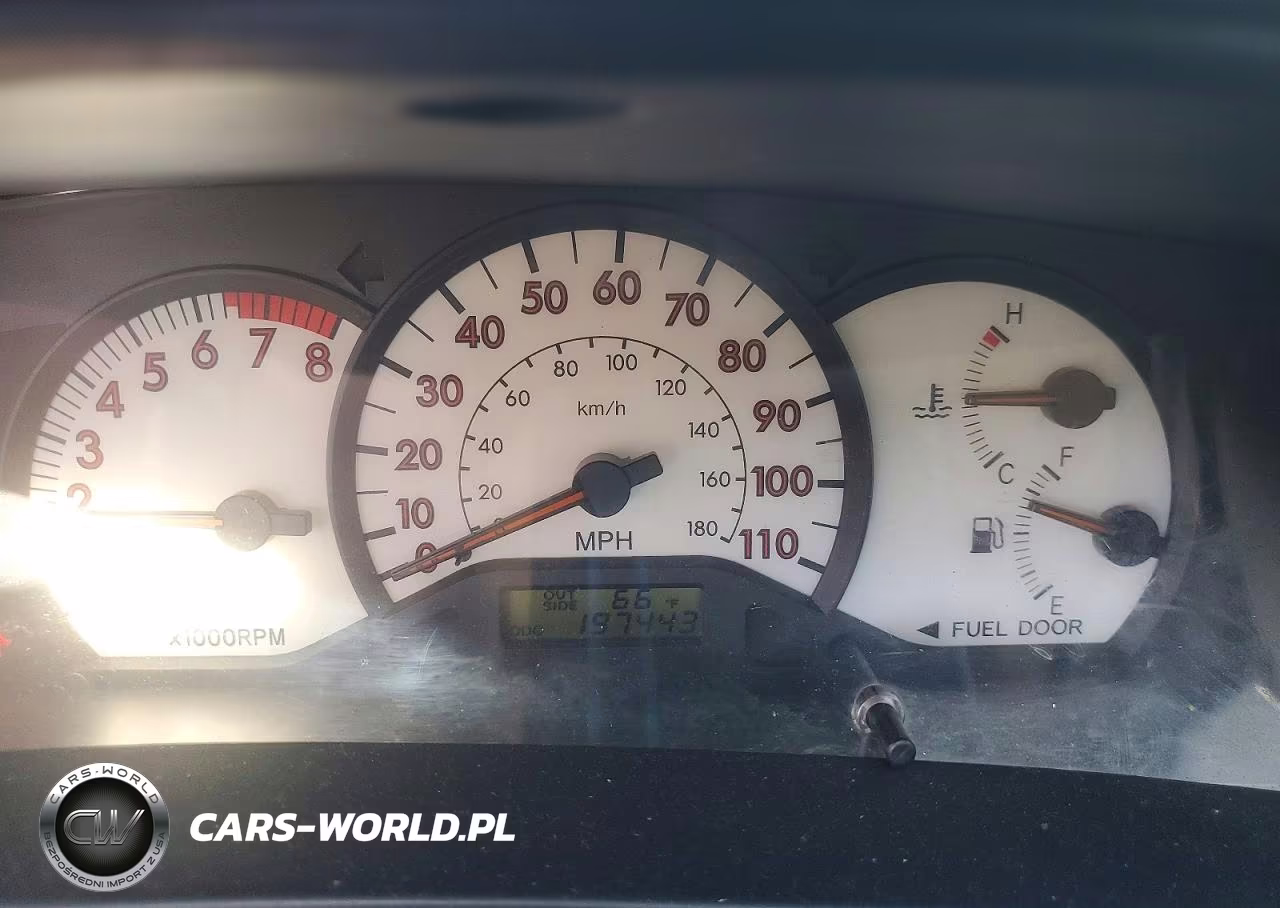 2004 Toyota Corolla S VIN:1NXBR32E94Z190450 - 9