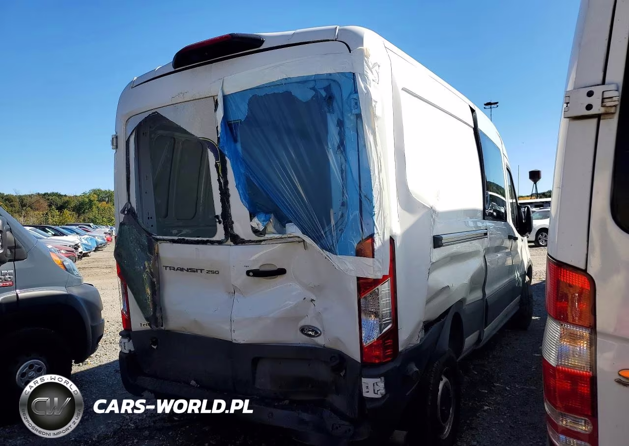 2023 Ford Transit 250 Delivery Van VIN:1FTBR1C81PKB84322 - 3