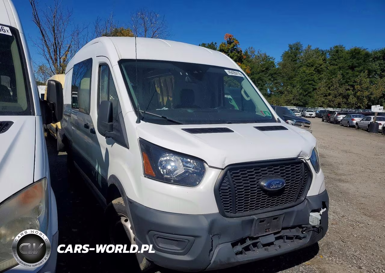 2023 Ford Transit 250 Delivery Van VIN:1FTBR1C81PKB84322 - 4