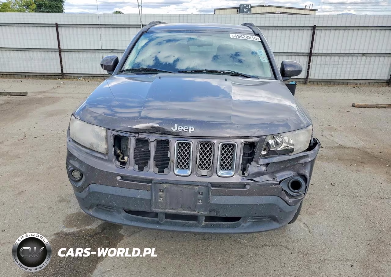 2016 Jeep Compass Latitude VIN:1C4NJDEB4GD616548 - 5