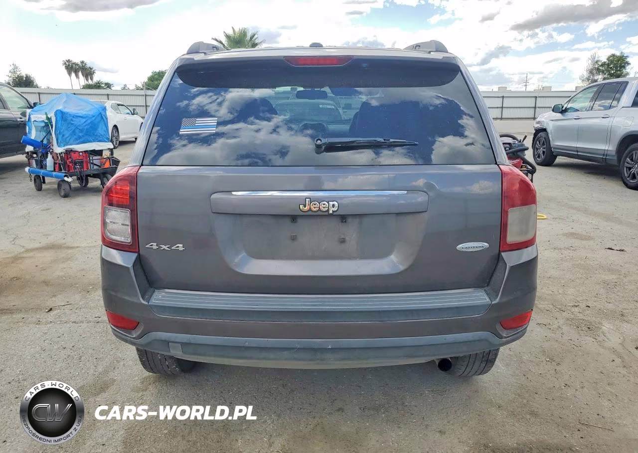 2016 Jeep Compass Latitude VIN:1C4NJDEB4GD616548 - 6