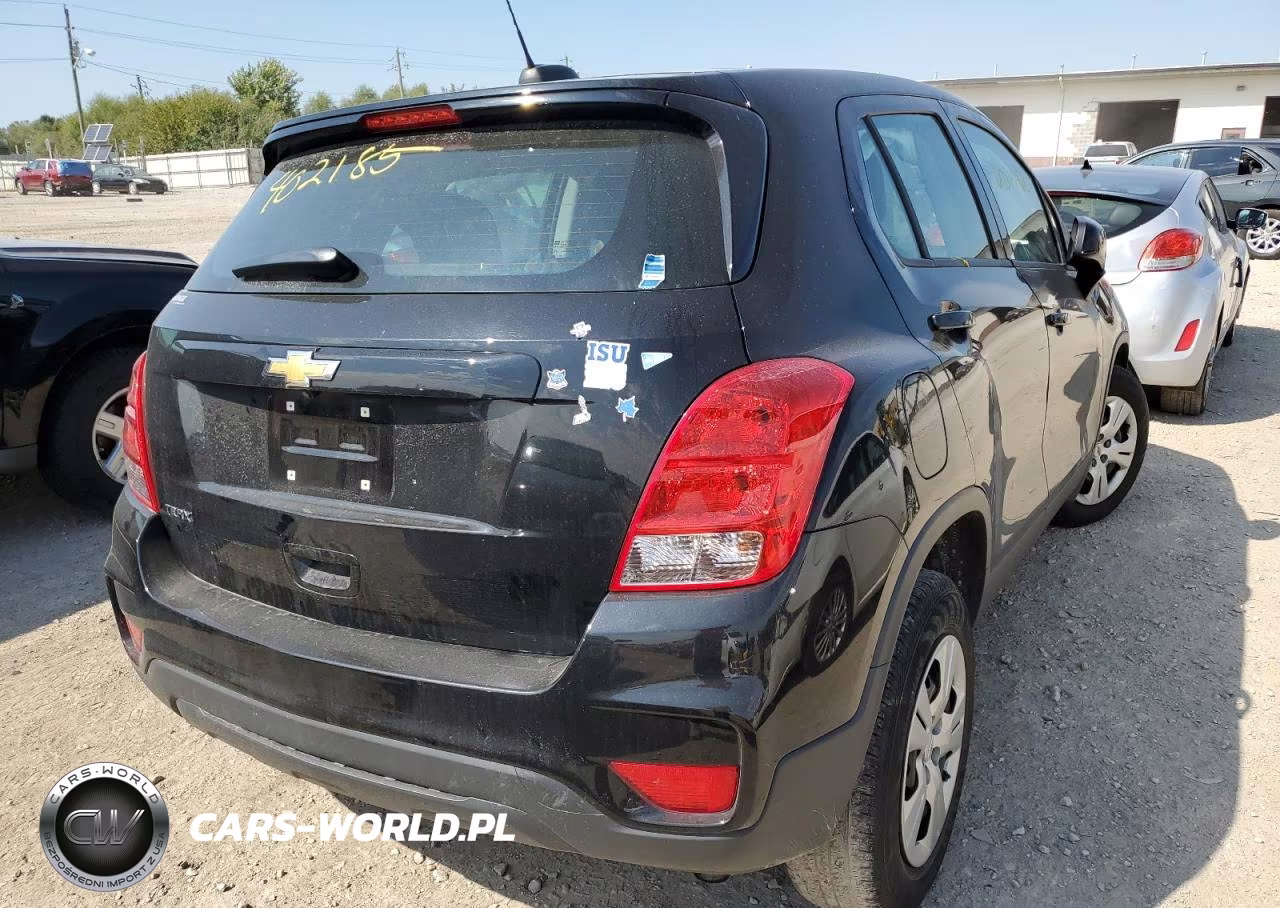 2018 Chevrolet Trax Ls VIN:3GNCJKSB8JL402185 - 4