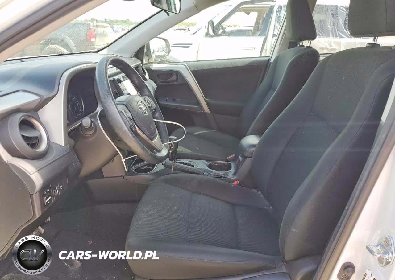 2018 Toyota Rav4 Le VIN:2T3ZFREV7JW438476 - 7