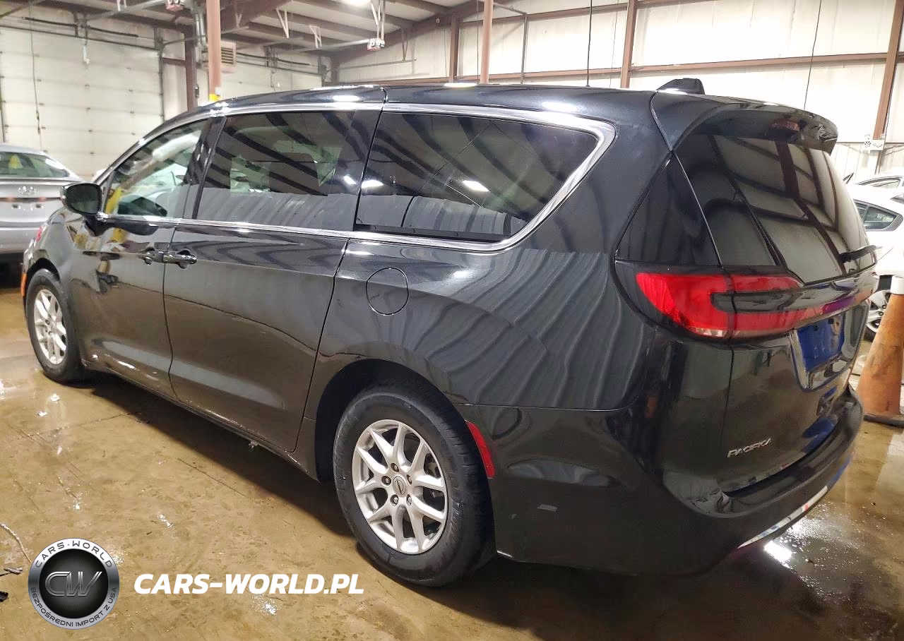 2023 Chrysler Pacifica Touring L VIN:2C4RC1BG1PR627644 - 2