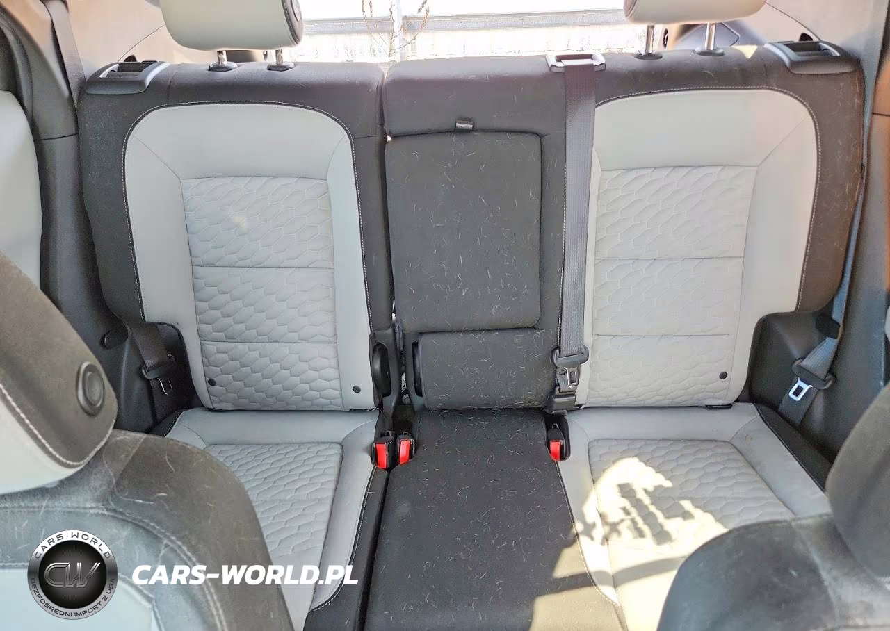 2019 Chevrolet Equinox Ls VIN:3GNAXHEV7KS670585 - 10