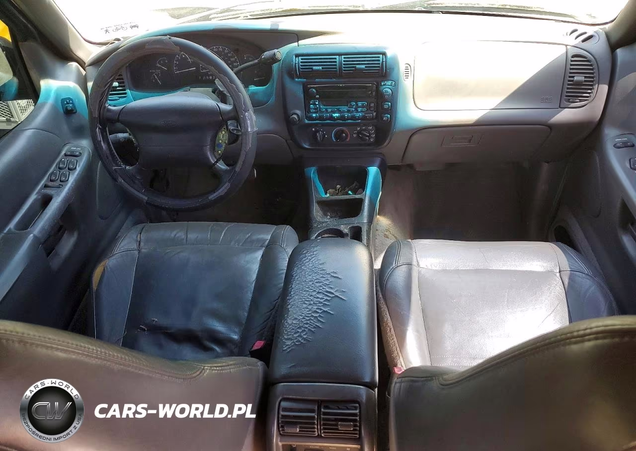 1999 Ford Explorer VIN:1FMZU32P8XUA34113 - 8