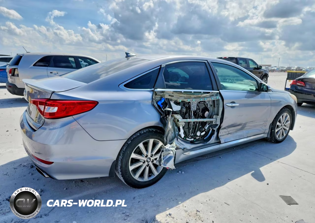 2016 Hyundai Sonata Limited VIN:5NPE34AF7GH303393 - 3