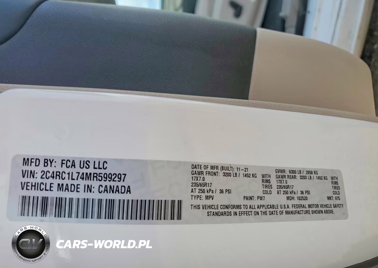 2021 Chrysler Pacifica Hybrid Touring L VIN:2C4RC1L74MR599297 - 13