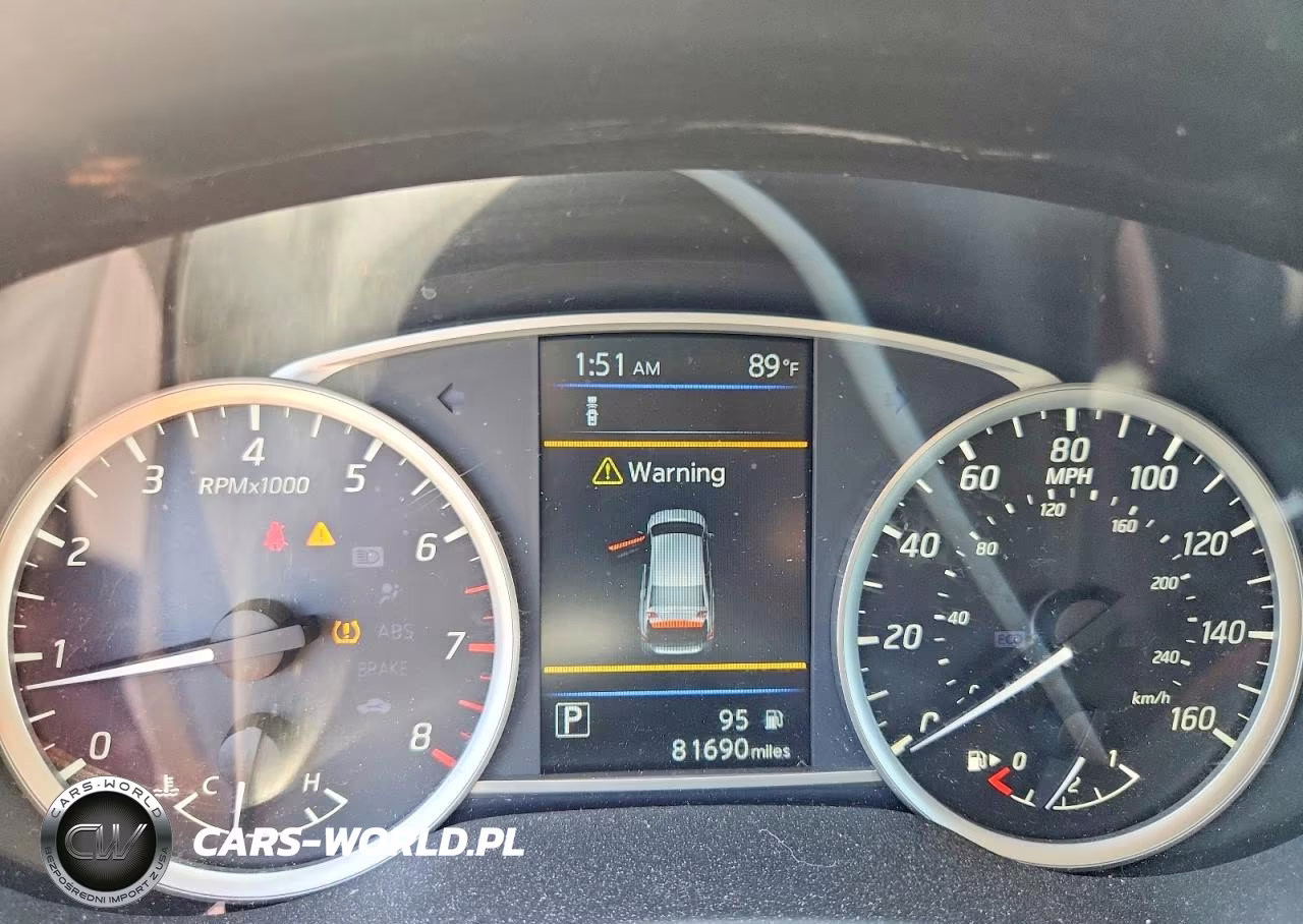 2019 Nissan Sentra S VIN:3N1AB7AP2KY275271 - 9