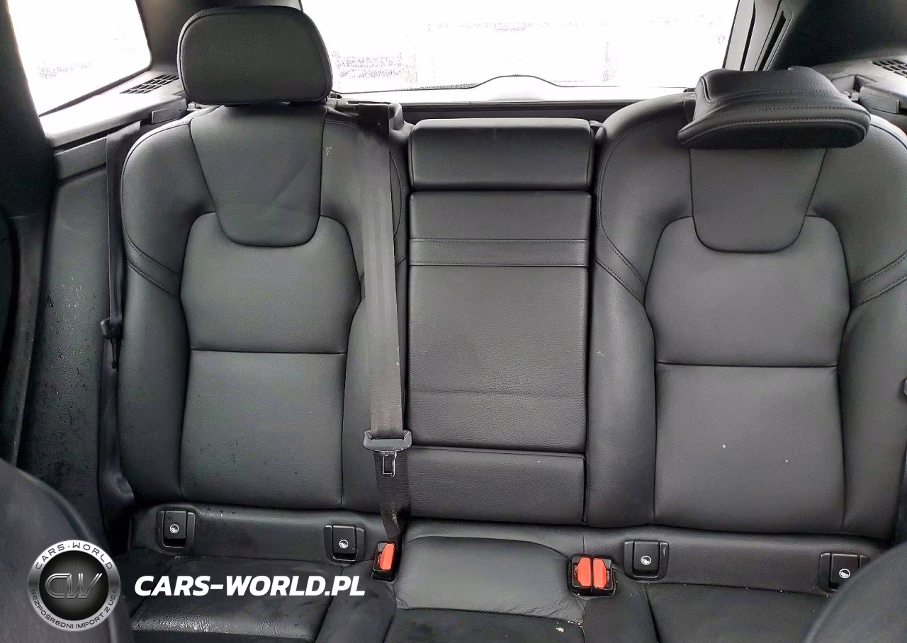 2020 Volvo Xc60 T5 Momentum VIN:YV4102RK7L1435663 - 10