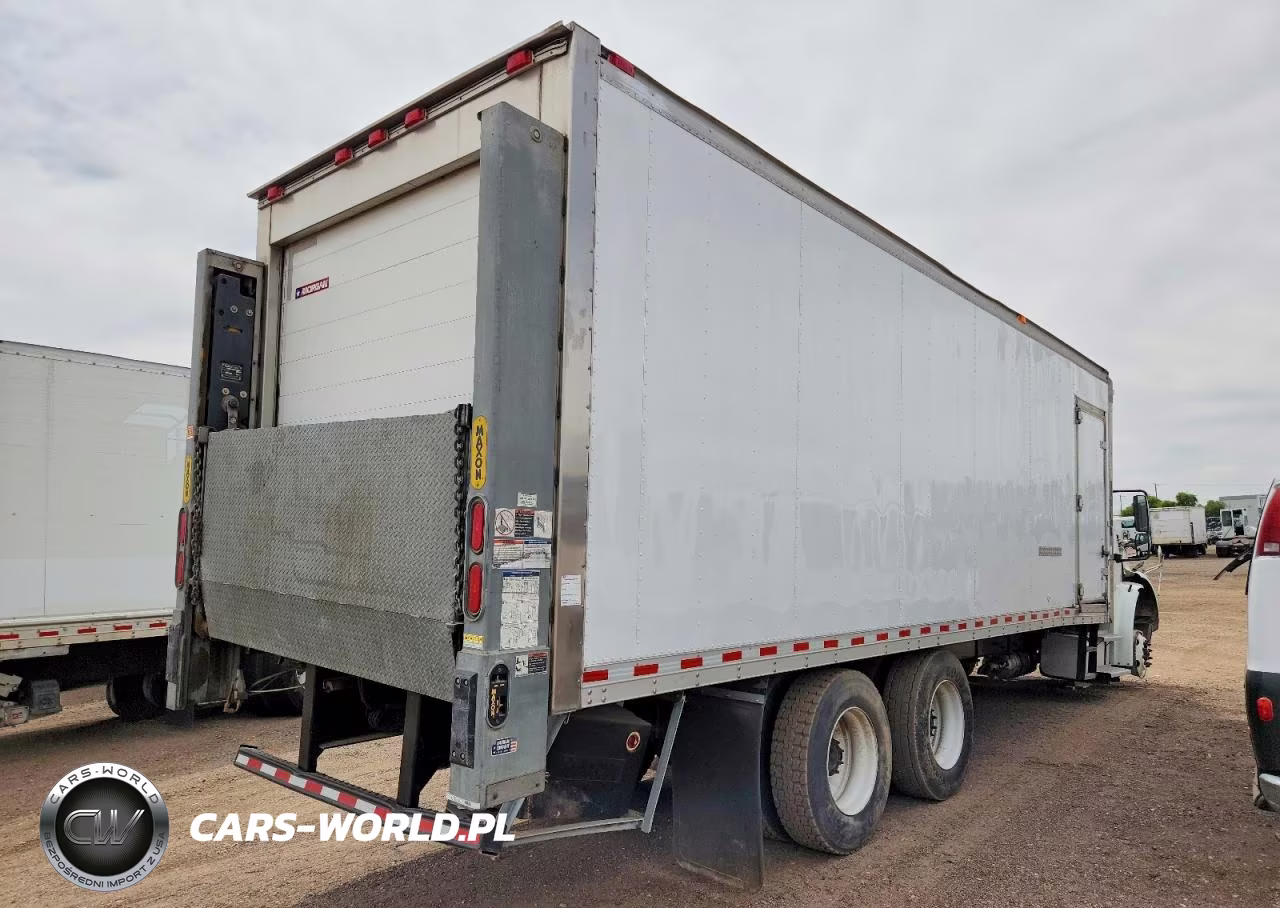 2018 Freightliner Business Class M2 Refrigerated Box Truck VIN:3ALHCYFE9JDJK7631 - 4