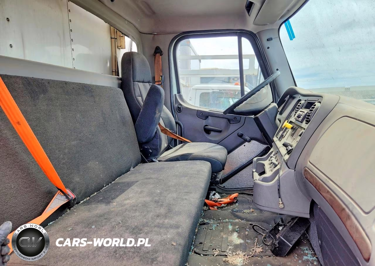 2018 Freightliner Business Class M2 Refrigerated Box Truck VIN:3ALHCYFE9JDJK7631 - 5