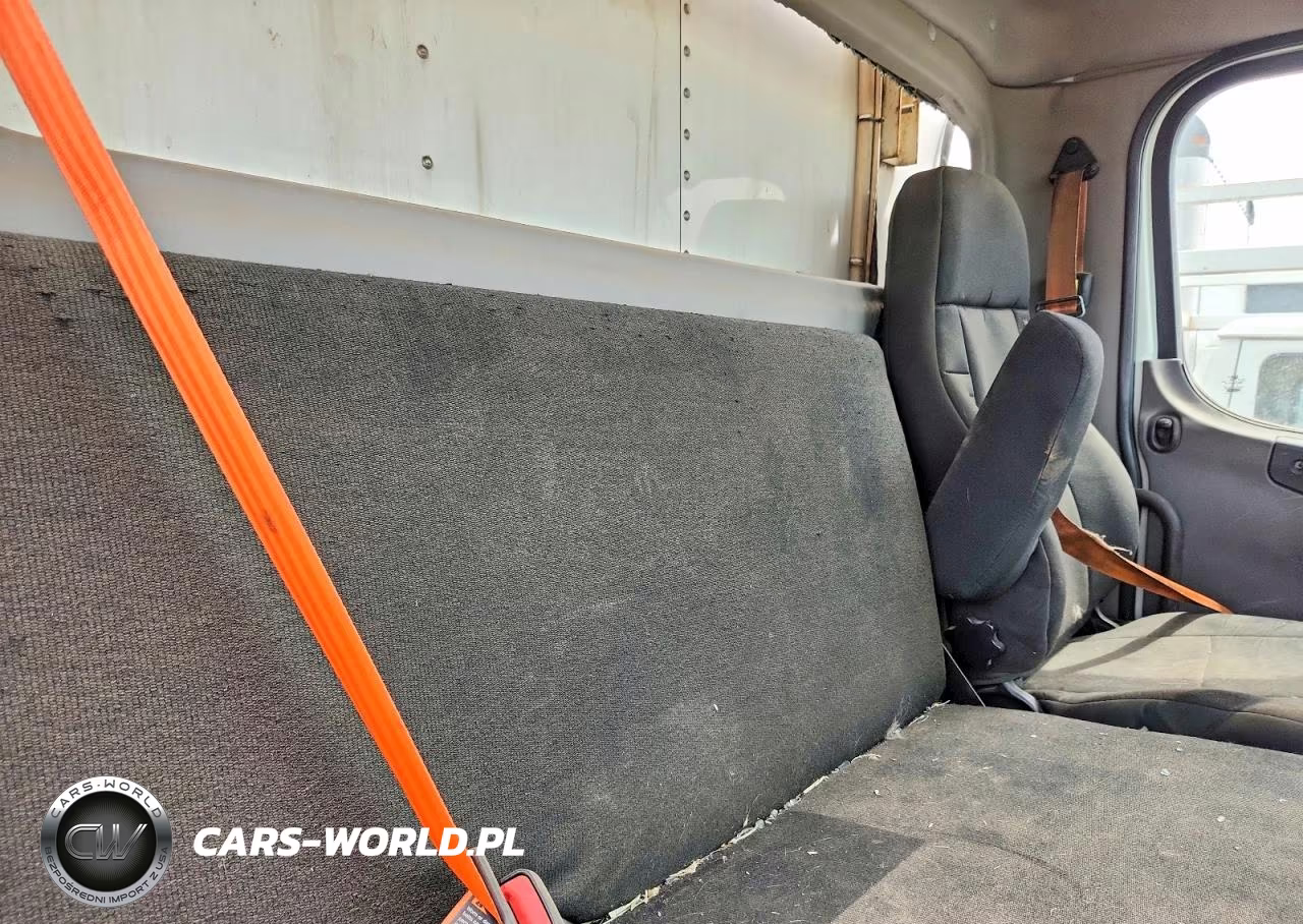 2018 Freightliner Business Class M2 Refrigerated Box Truck VIN:3ALHCYFE9JDJK7631 - 6