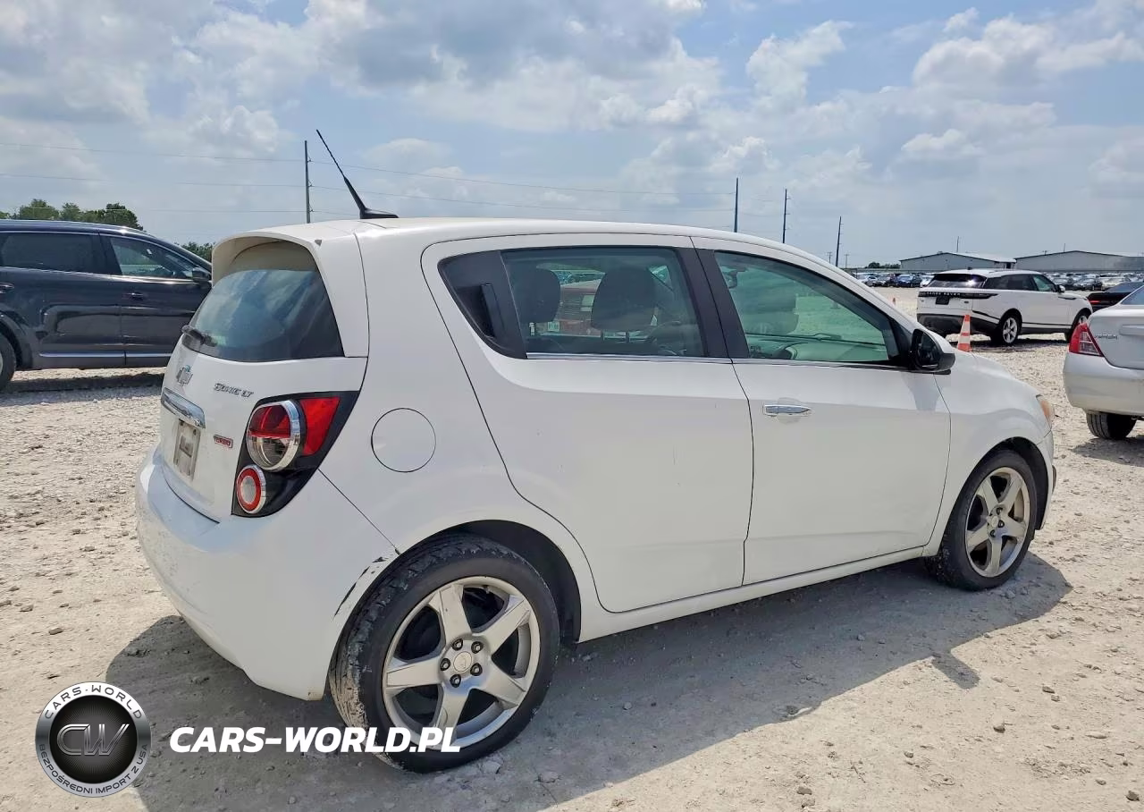 2014 Chevrolet Sonic Ltz VIN:1G1JE6SB6E4106503 - 3
