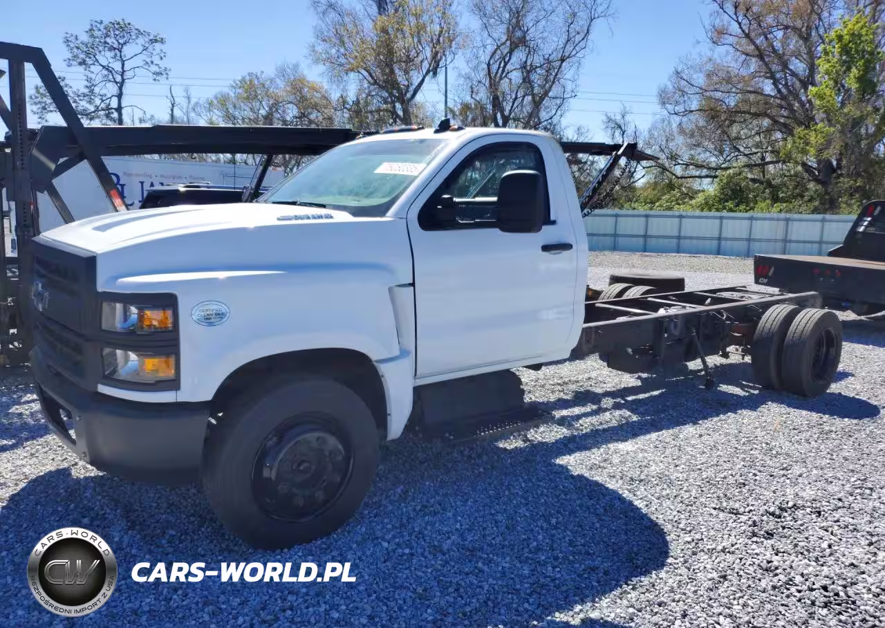 2023 Chevrolet Silverado Medium Duty