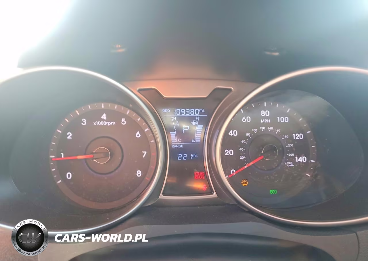 2014 Hyundai Veloster Base VIN:KMHTC6AD4EU209469 - 9
