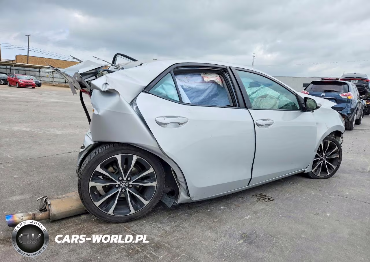 2019 Toyota Corolla Se VIN:2T1BURHE8KC209884 - 3