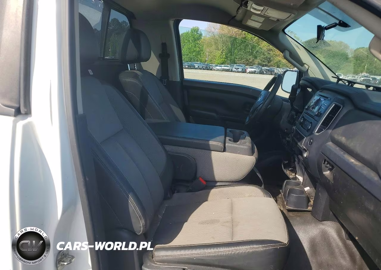 2018 Nissan Titan S VIN:1N6AA1R87JN502571 - 10