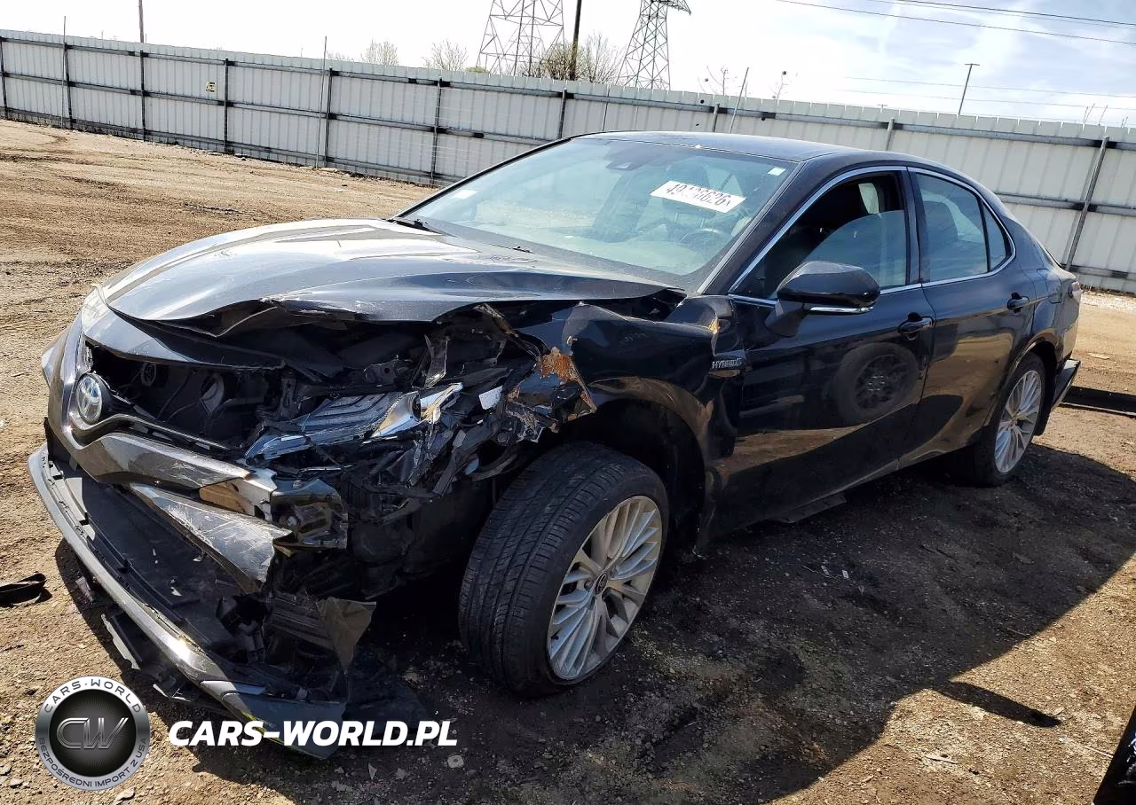 2020 Toyota Camry Xle – zdjęcie 1 z 12