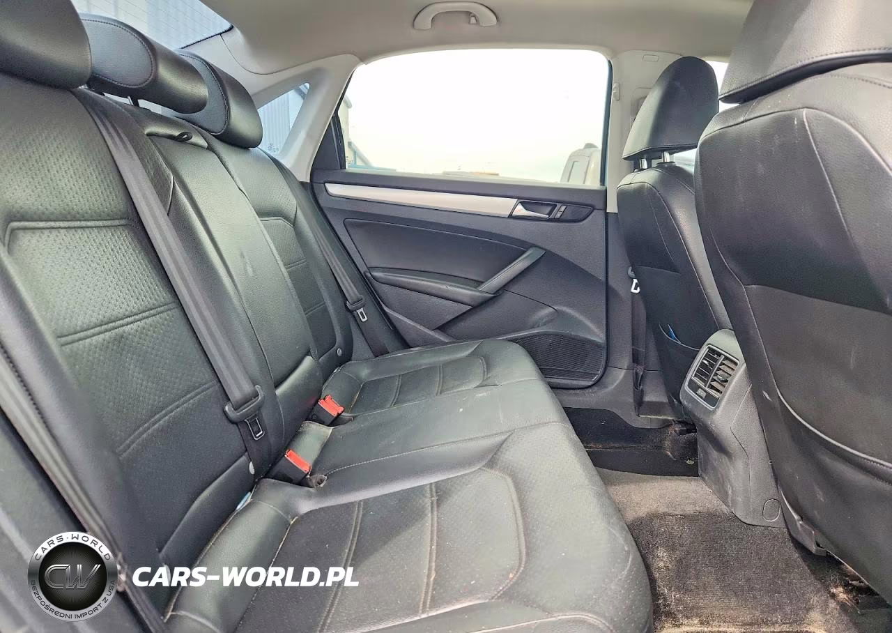 2013 Volkswagen Passat Se VIN:1VWBP7A3XDC082519 - 10
