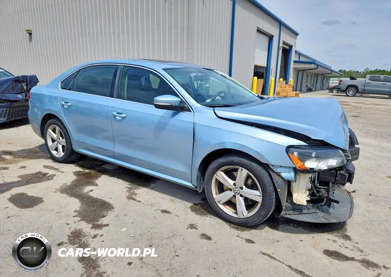 2013 Volkswagen Passat Se VIN:1VWBP7A3XDC082519 - 4